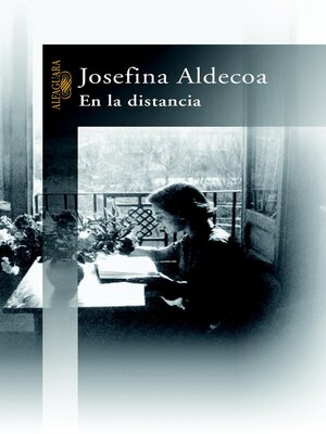 cover image of En la distancia